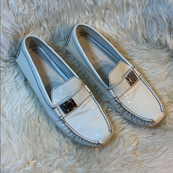Louis Vuitton Loafers - Picture 6 of 8